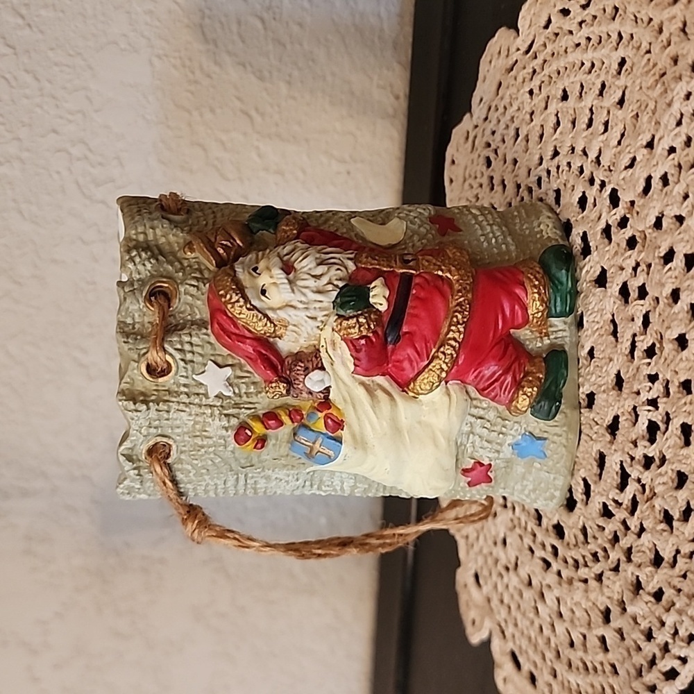 Porcelain Santa Pocket Vase Holiday Decor